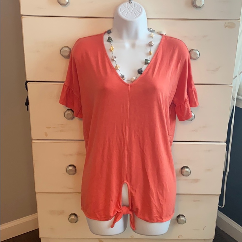 🦋Flutter sleeve tie front top